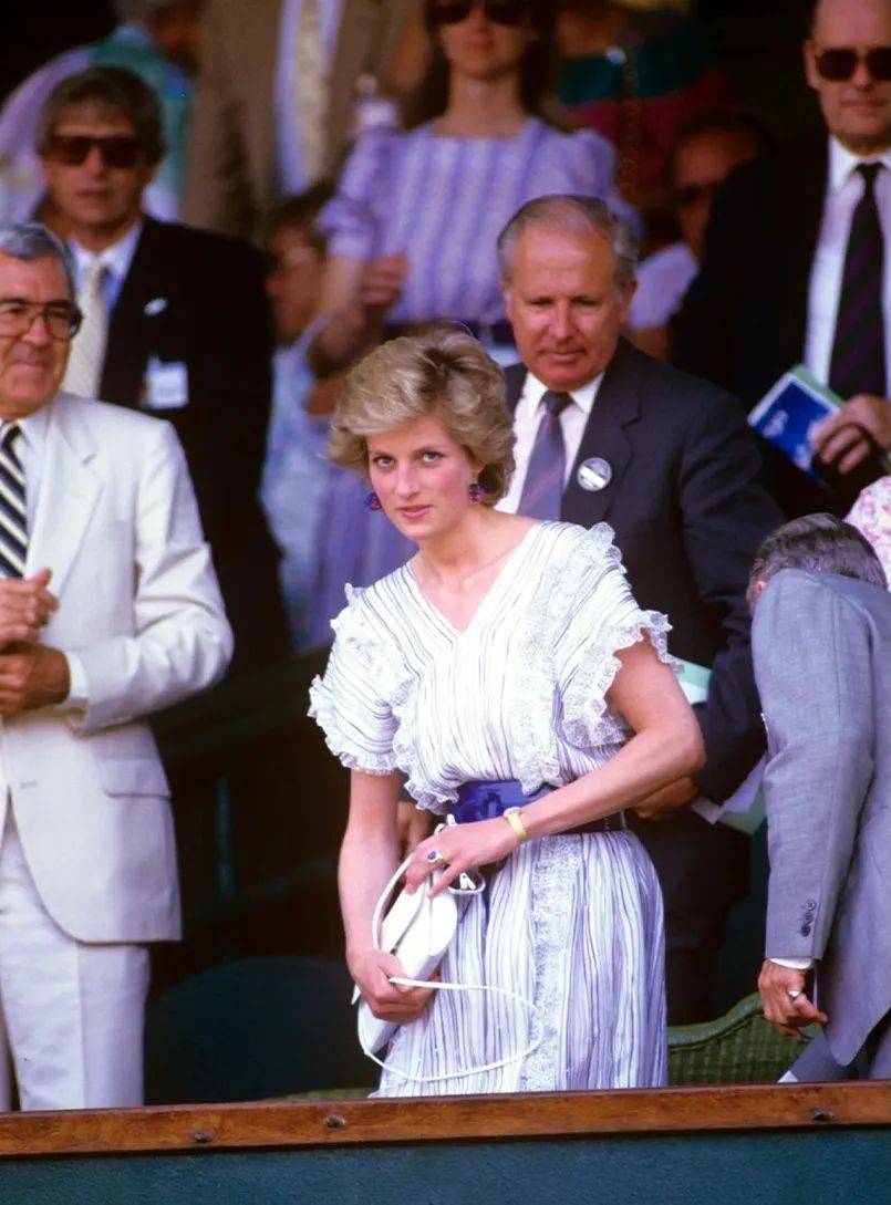 他对持球人 他对持球人