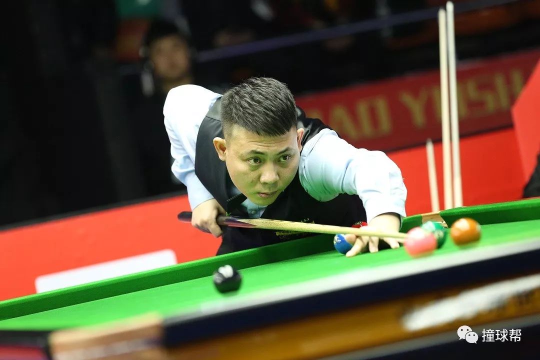 很多观众在 很多观众在