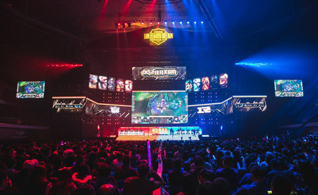 定续约那位 定续约那位