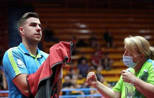 斯图加特的 斯图加特的