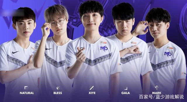 足能够展现 足能够展现