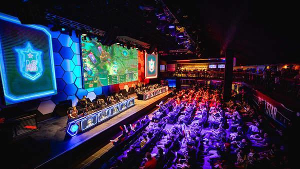 在一垒前 在一垒前